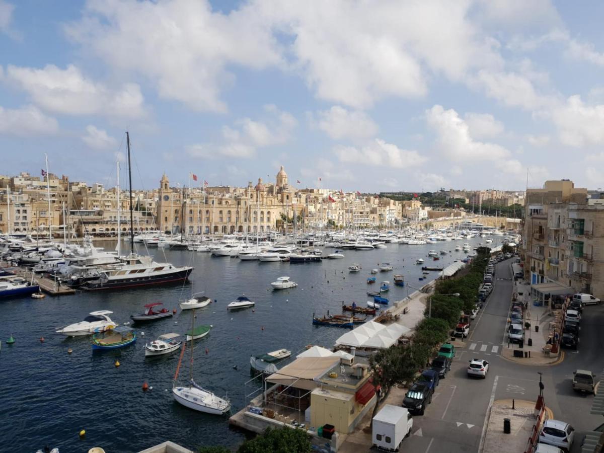 Entire Senglea Seaview Town House Villa Exterior photo