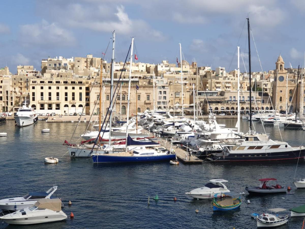 Entire Senglea Seaview Town House Villa Exterior photo